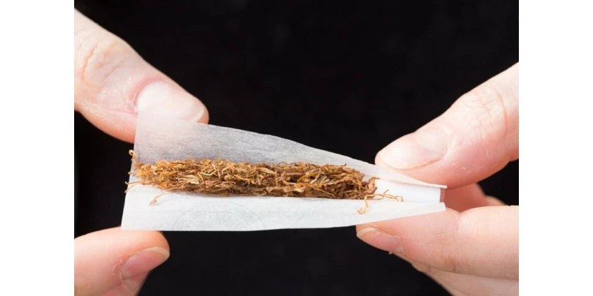 Subtleties Of Making Roll-your-own Cigarettes